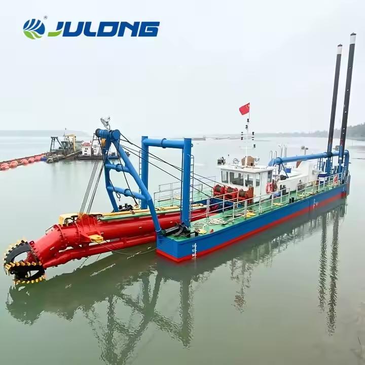 Offshore Eco-Conscious Dredger with Reliable Engine and Pump System for Deep-Sea Operations